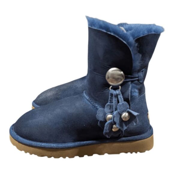 UGG Bailey Button 'Puff Dark Denim' Winter Boot Size 6 - Picture 2 of 9